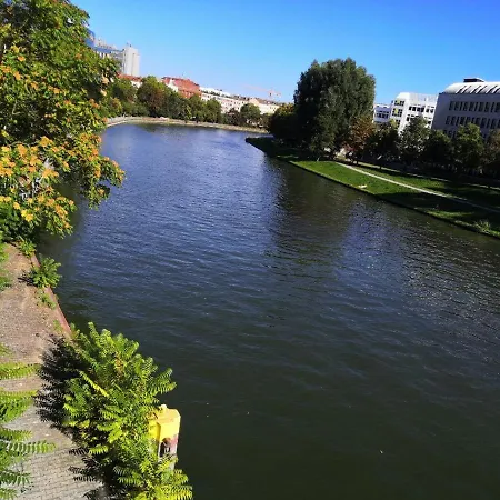 Apartment 200qm Loft For Friends And Family - On The Spree! Berlin