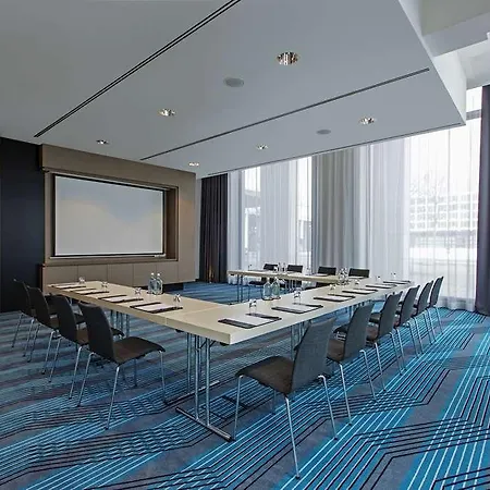 Hotel Steigenberger Airport Ber 4*