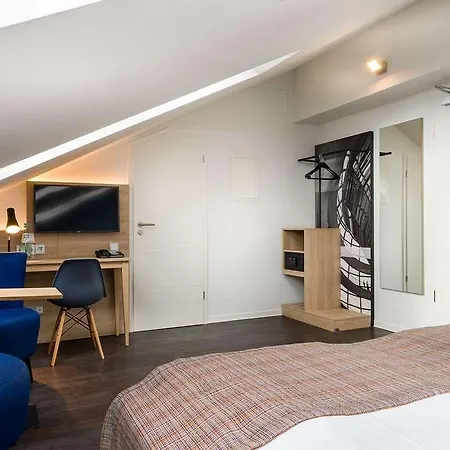 Garner - Schoeneberg By Ihg 3*