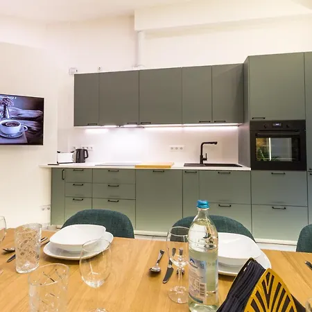 Hevals & Design Apartment Berlin