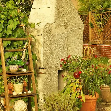 Holiday home Ferienhaus Kutscherhaus Casa Chabeli - Berlin, Max 11 Personen Berlin