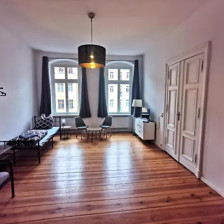 Schoene Unterkunft In Prenzlauer-berg Apartment
