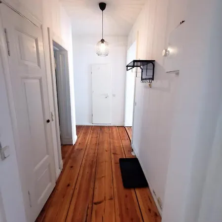Apartment Schoene Unterkunft In Prenzlauer-berg