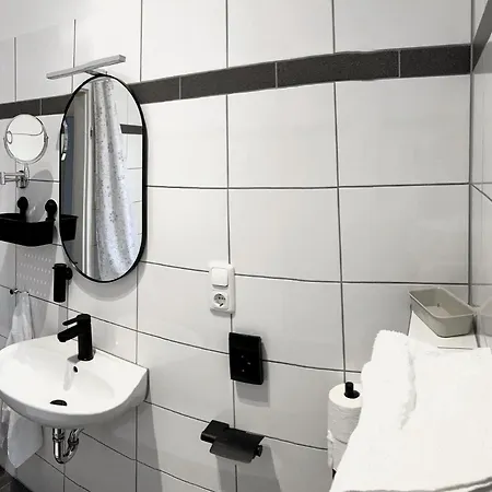 Serviced Im Herzen Berlin's Homestay *