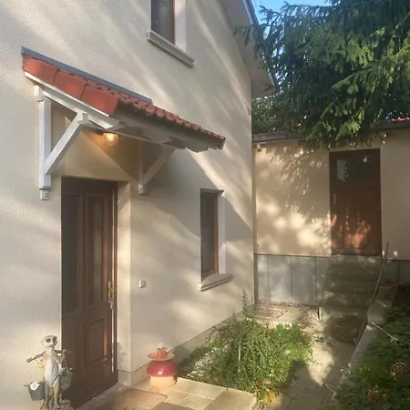 Holiday home Haus Gartenparadies *
