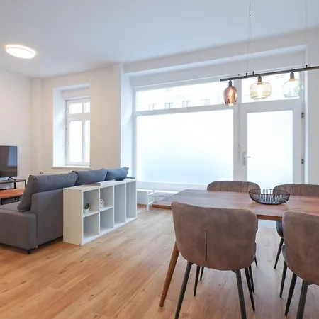 Apartment Neue 2-zi-apartment 15 Min Entfernung Zum Hbf Und Brandenburger Tor