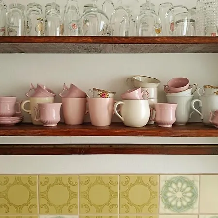 La Vie En Rose: Elegance And Art Apartment *