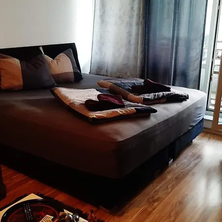 Appartement Tolle Private 2-zimmer Im Szene Berlin-friedrichshain Berlijn
