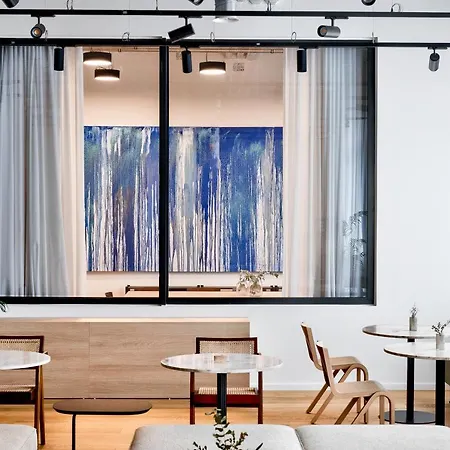 Hotel Habyt-the Waterfront