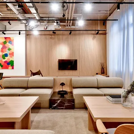 Hotel Habyt-the Waterfront Berlin