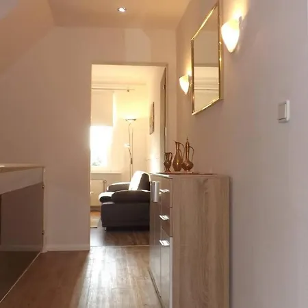 Town-villa, Apartment, Living With Big Sofa Bed , 2 Bedroom, 1kitchen, 1bathroom, 1 Office, 1 Garden Berlin