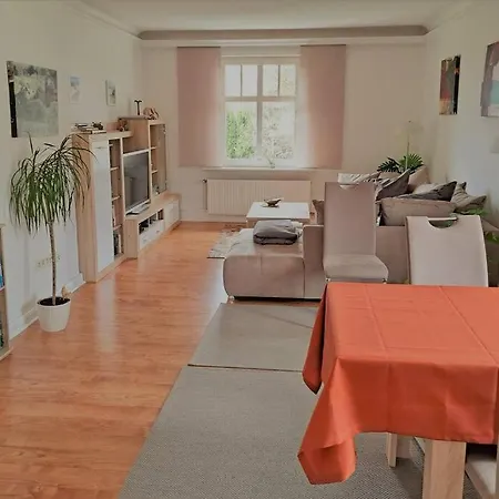 Town-villa, Apartment, Living With Big Sofa Bed , 2 Bedroom, 1kitchen, 1bathroom, 1 Office, 1 Garden Apartment Berlin