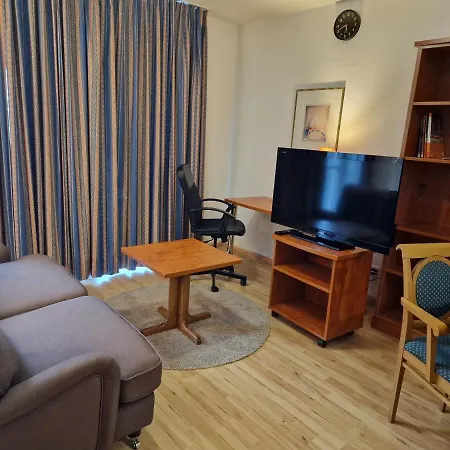 Apartment Topdomizil - 