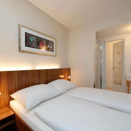 Hotel Berlin-mitte 3*
