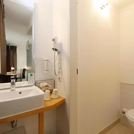 Hotel Berlin-mitte 3*