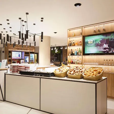 Hotel Novotel City Potsdamer Platz 3*
