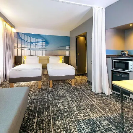 Hotel Novotel City Potsdamer Platz 3*