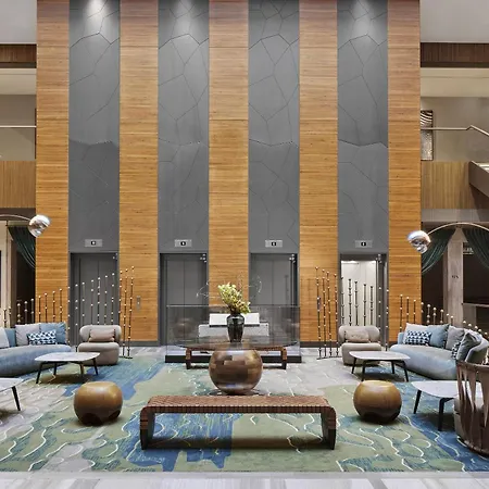 Titanic Chaussee Отель 4*