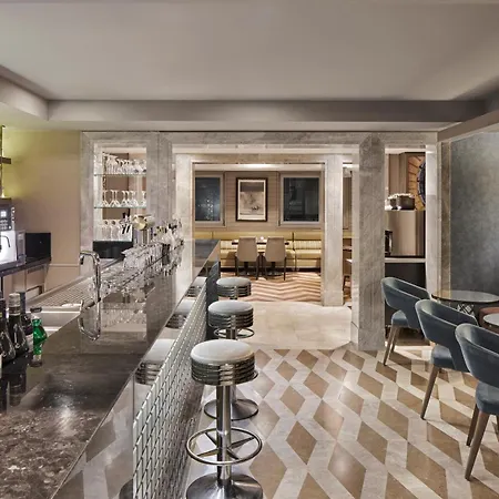 Titanic Comfort Mitte Hotel Berlino
