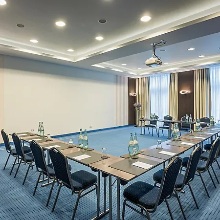 Отель Pestana Tiergarten 4*