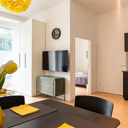 Apartamento Family At Mauerpark Selfcheckin Street Parking Berlín