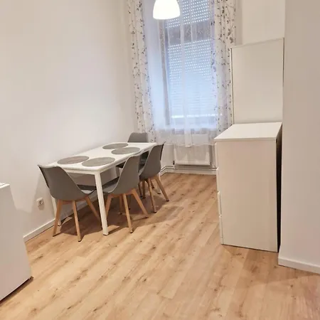 Family Studio For 4 * Berlin