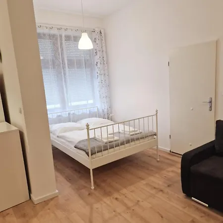 Family Studio For 4 Apartment Berlin