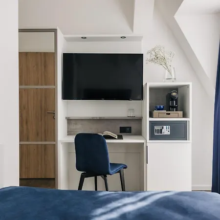 Homaris East Side Hotel 3*