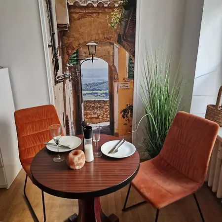 Charlottenburg Apartment Berlin