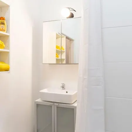 Modern 2 Bedroom In Schoeneberg Apartment Berlin