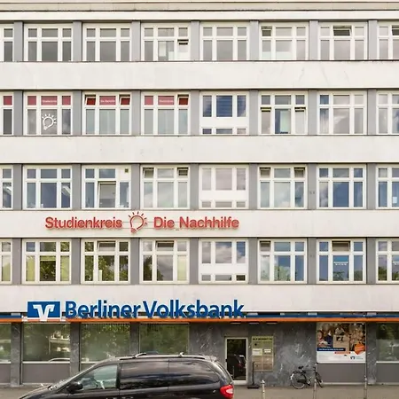Big Self Checkin Apartment Berlin