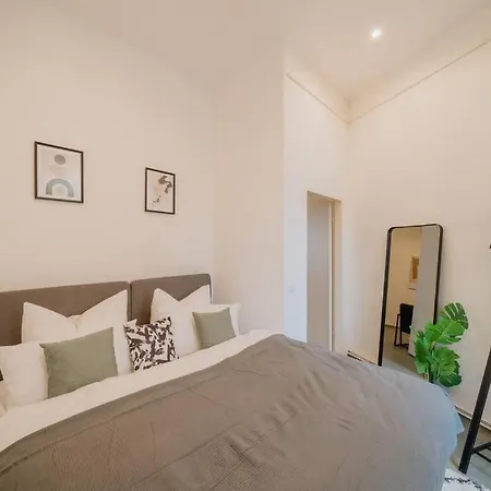 New 130m², Lounge Room, Im Herzen Berlins Apartment *