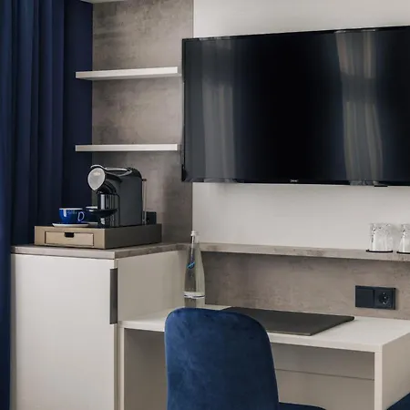 Hotel Homaris East Side 3*