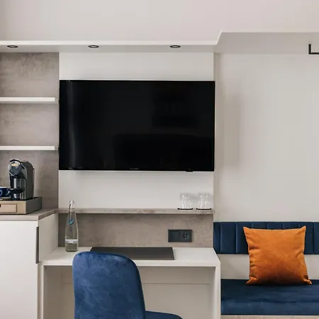 Homaris East Side Hotel 3*