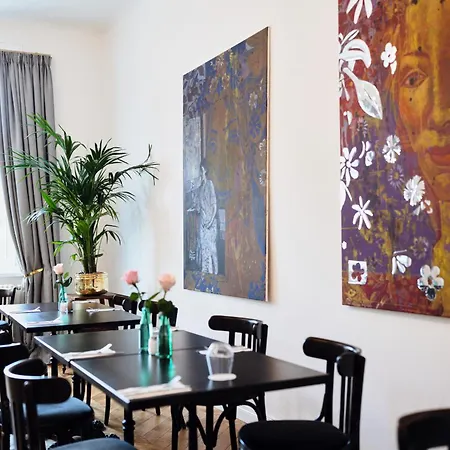 Lindenufer 3*