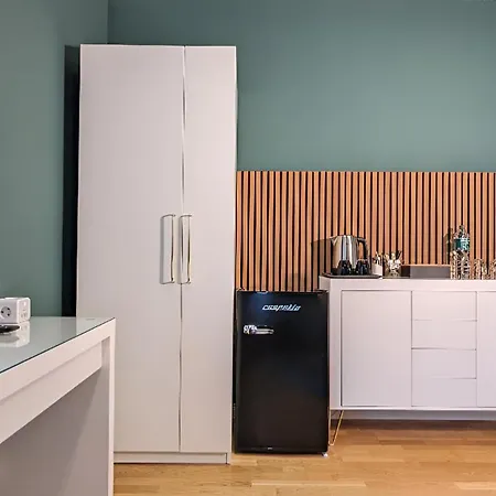 Alloggio in famiglia 3 - Zimmervermietung Naehe Flughafen Ber - Gratis Wlan, Parken & Netflix