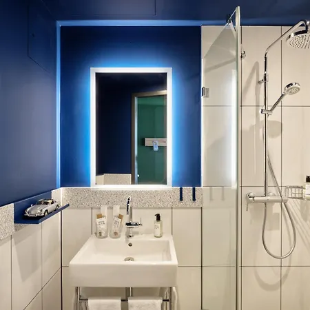 Urban Loft Hotel 4*