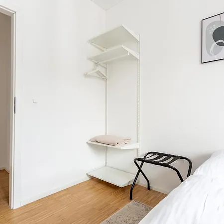 Global Living - Design I I Smart-tv I Kitchen I * Berlin