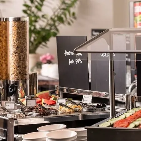 Tryp By Wyndham Am Ku'damm Hotel 3*
