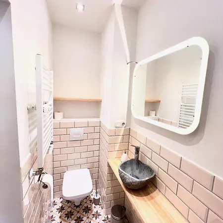 In Trendy Friedrichshain Apartment *