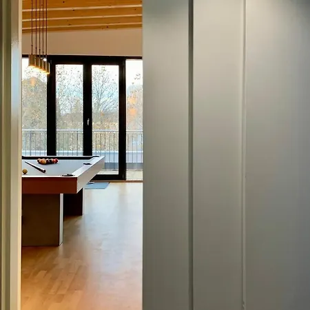 Hotel Luxury Penthouse Jacuzzi, Pool Table, Bbq & Desks Berlin