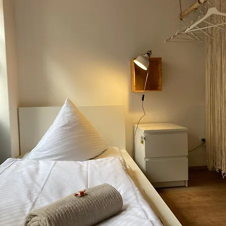 Hostel Minimal No 41 *