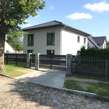 Apartment Schoene Neu Erbaute
