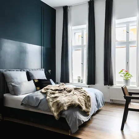 Apartment Exklusive Luxus-unterkunft In Mitte: 2 Apartments, 130m², Designer-moebel, Co2 Neutrale Reinigung *