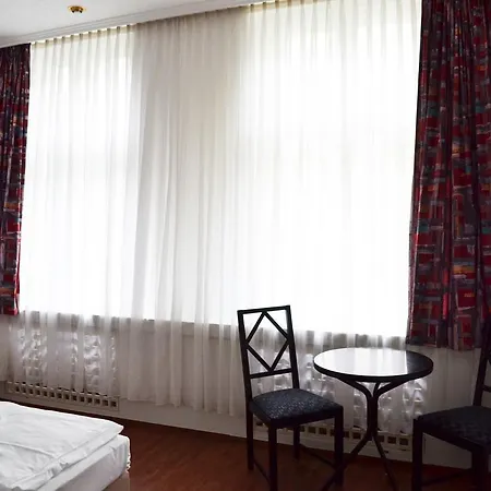 Hotel - Pension Haubach Hotel 2*