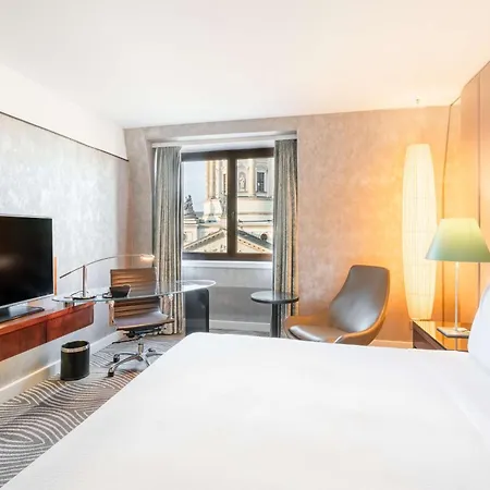 Hilton Hotel 5*