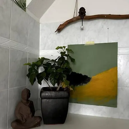 Apartment Auf Der Sonnenseite In Berlin