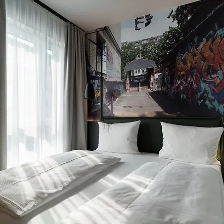 Vienna House Easy By Wyndham Potsdamer Platz Hotel *