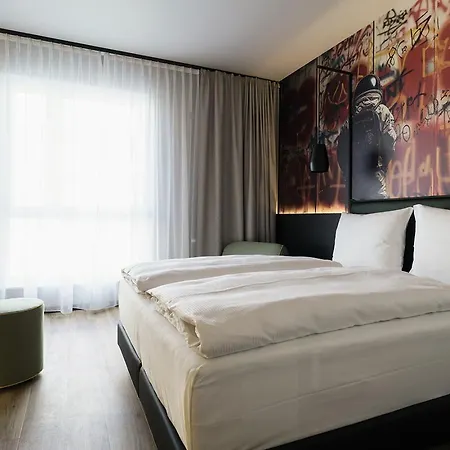 Vienna House Easy By Wyndham Potsdamer Platz Hotel