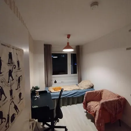 Zwei Mit Privatem Gaste-wc Berlin